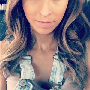 Meet your Posher, Alisha